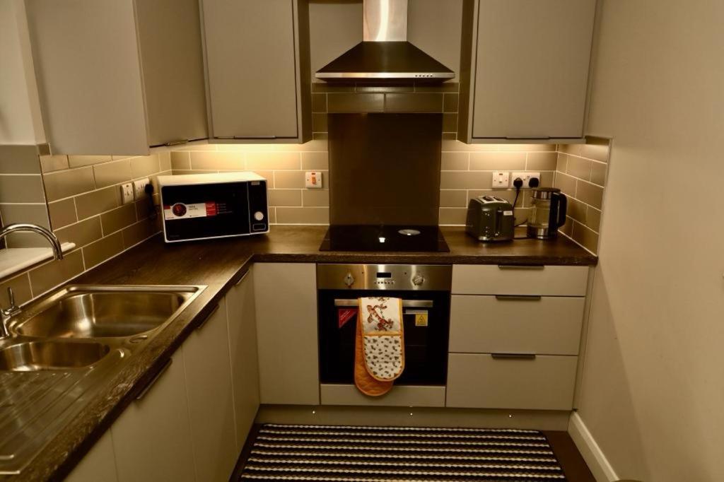 Aqua Dreams - Serviced Luxury Modern Belfast City Centre 2 Bed Apartment 外观 照片
