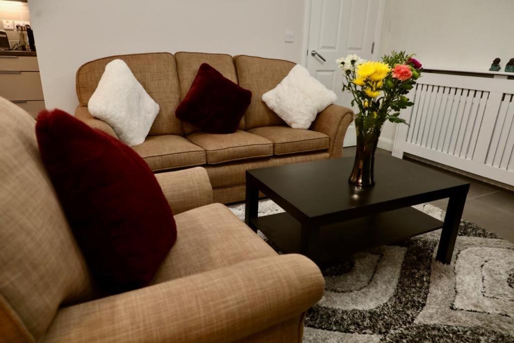 Aqua Dreams - Serviced Luxury Modern Belfast City Centre 2 Bed Apartment 外观 照片