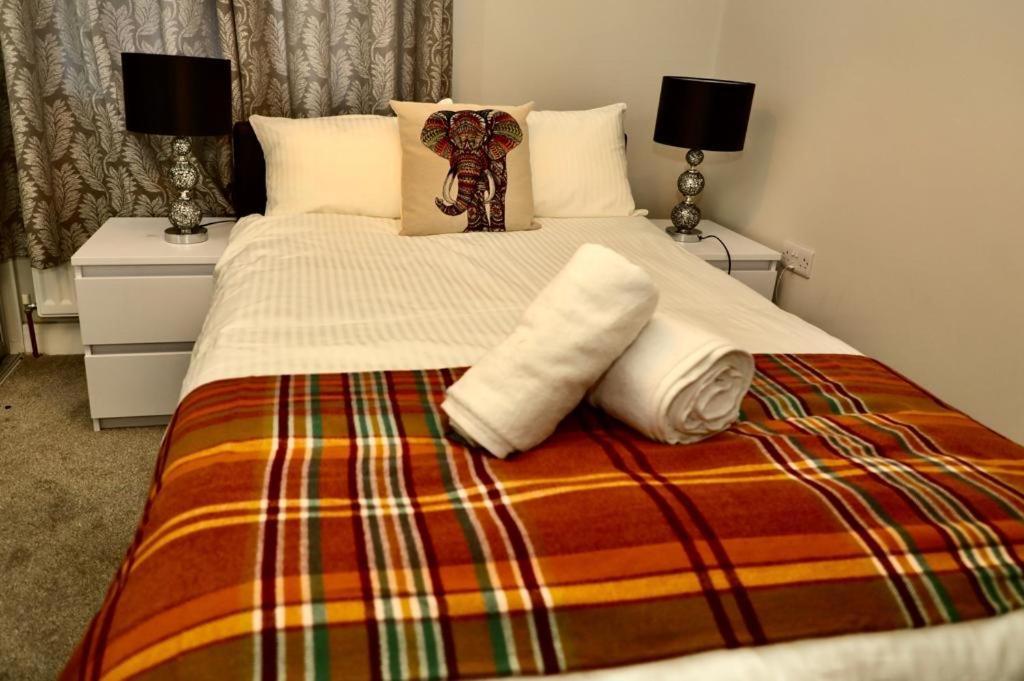 Aqua Dreams - Serviced Luxury Modern Belfast City Centre 2 Bed Apartment 外观 照片
