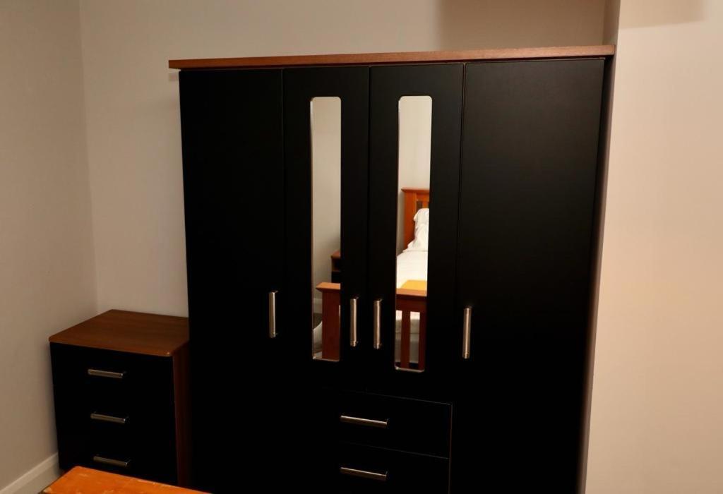 Aqua Dreams - Serviced Luxury Modern Belfast City Centre 2 Bed Apartment 外观 照片